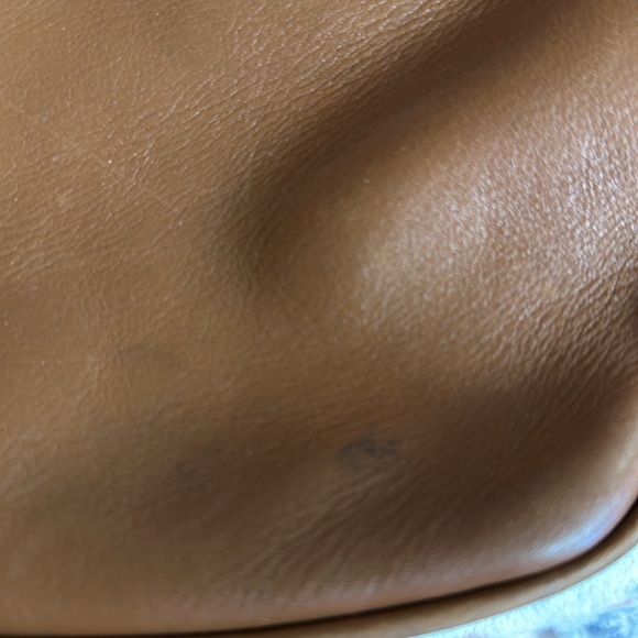 Etienne aigner genuine leather Crossbody bag - Picture 4 of 7